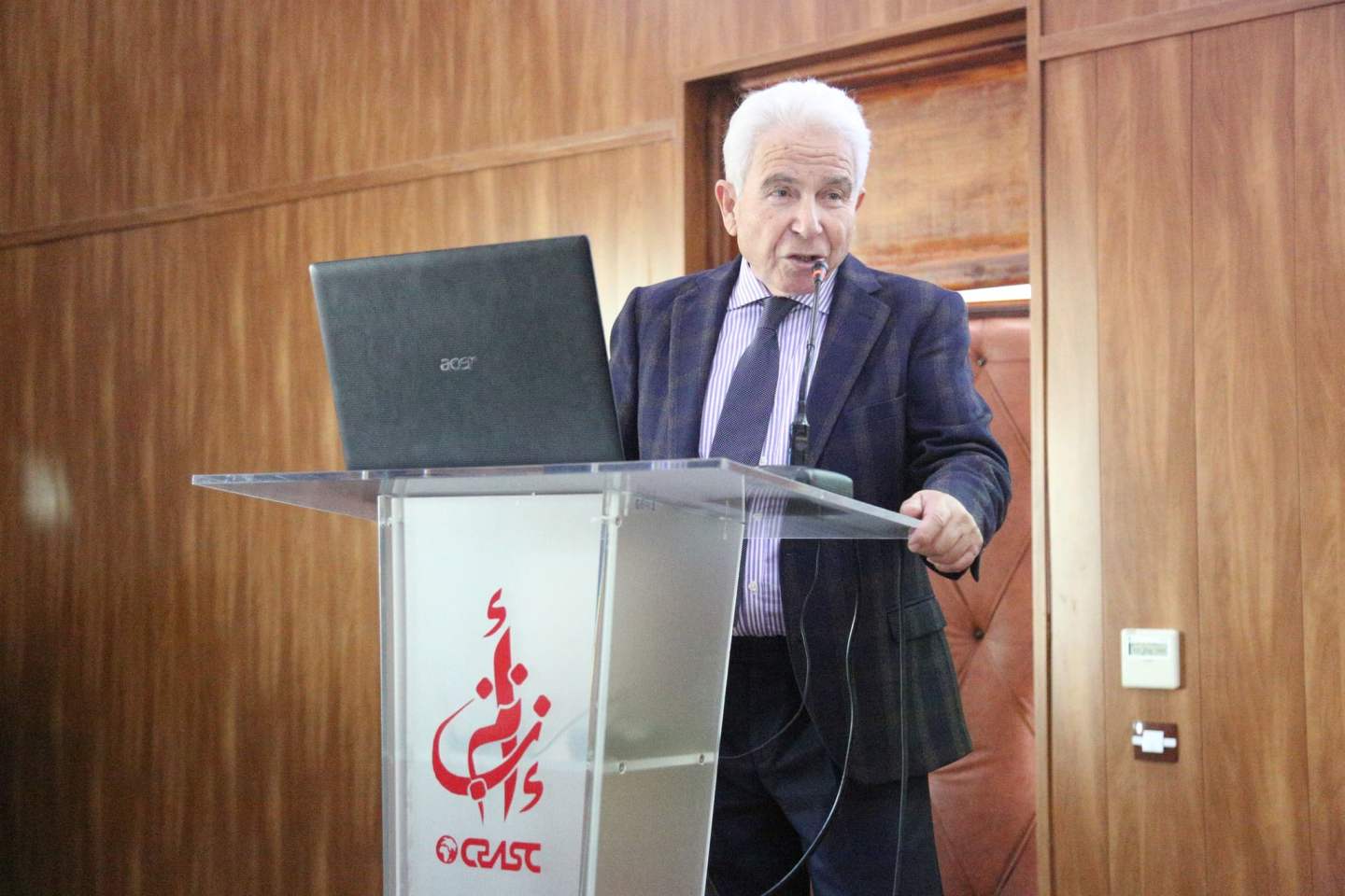 L’histoire, la mémoire et la politique. Le hold-up de la France sur l’histoire : le cas de l’Algérie