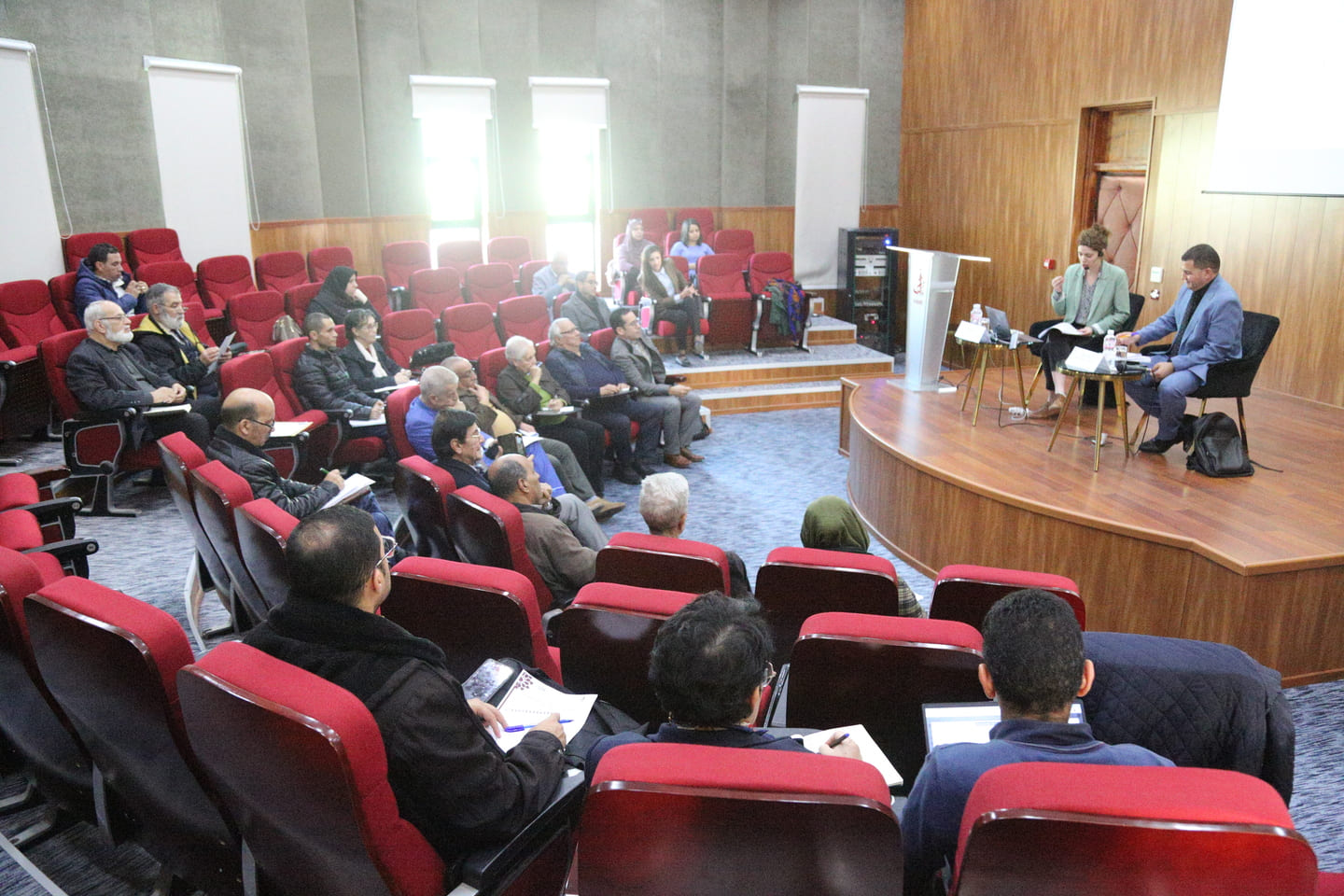 Enseigner la langue arabe en Algérie à l’ère de la coopération